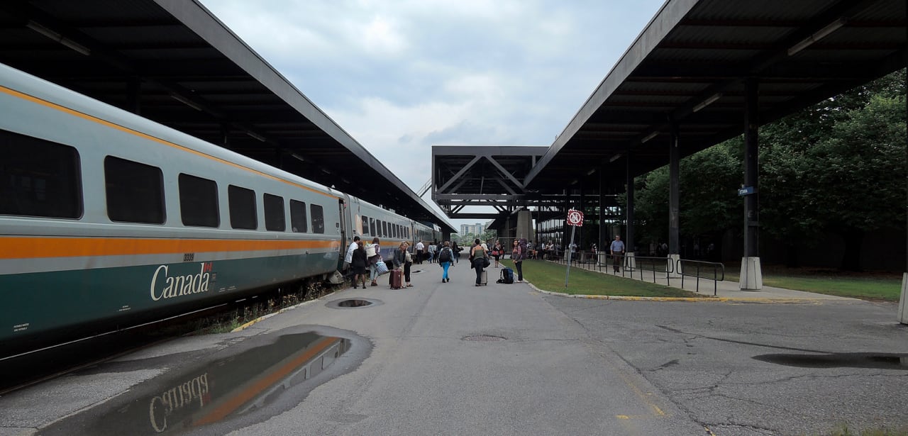 Ottawa station tracks